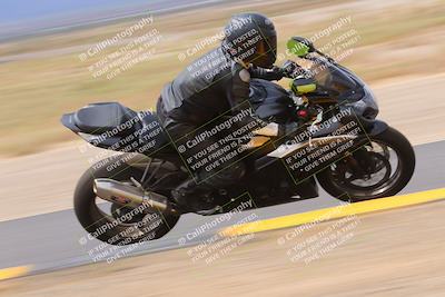 media/Sep-10-2022-SoCal Trackdays (Sat) [[a5bf35bb4a]]/Turn 9 Inside (1215pm)/